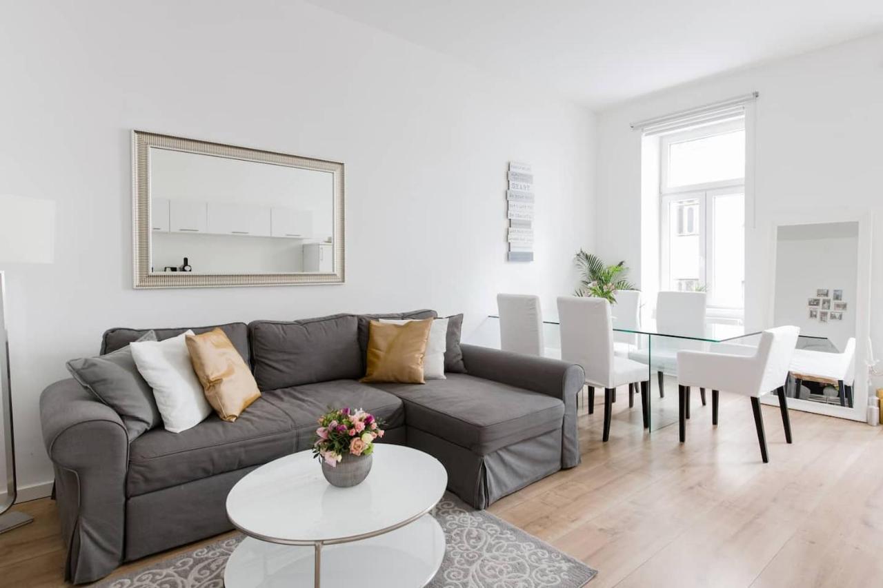 Apartament ⍟Luxurious And Bright⍟ 5 Min Walk To City Center Wiedeń Zewnętrze zdjęcie